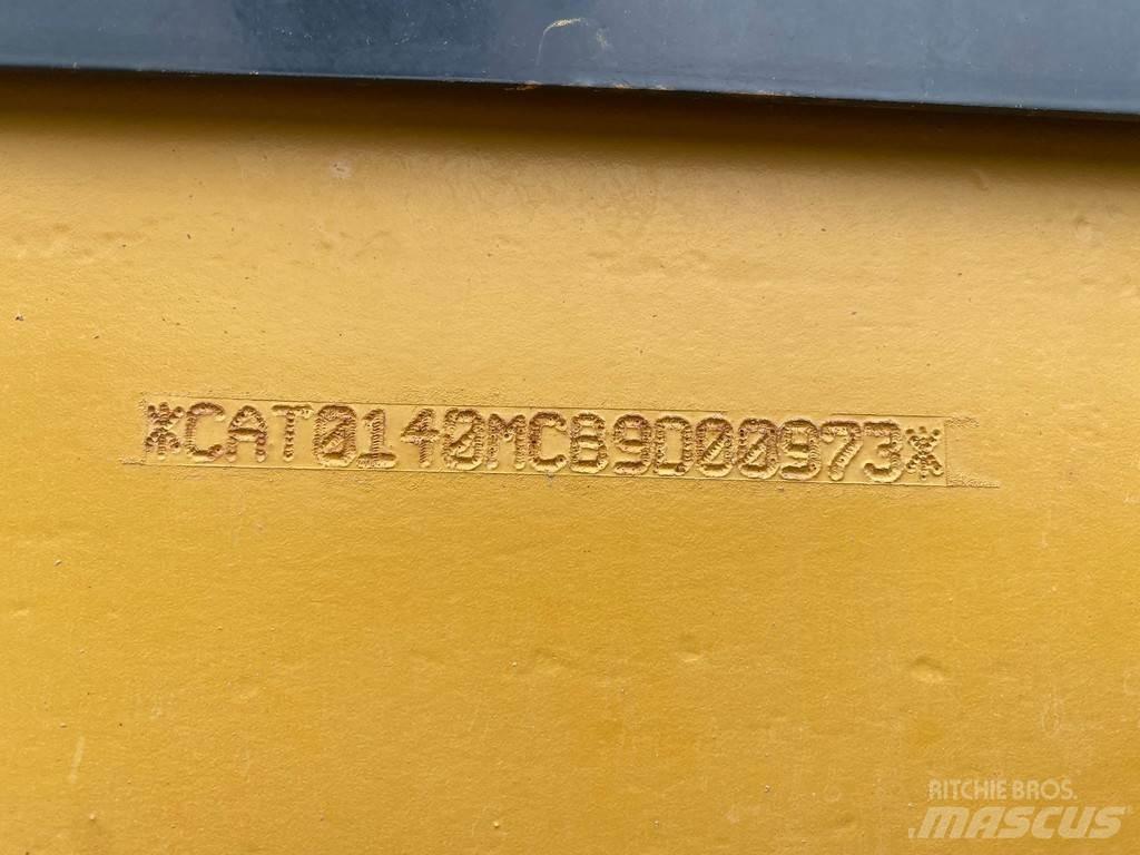CAT 140M Grejdry