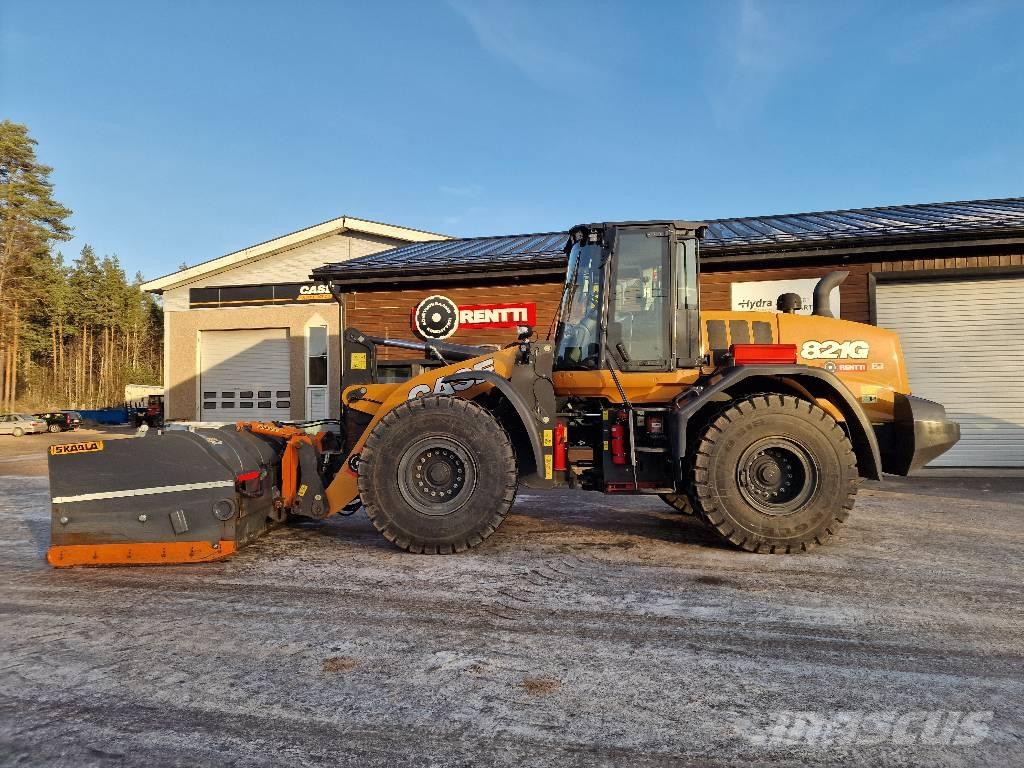 CASE 821 G2 Kolové nakladače