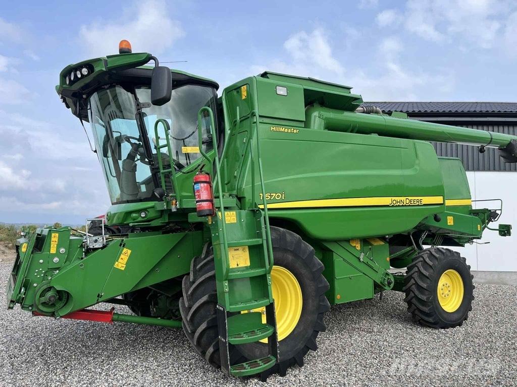 John Deere T 670 i Sklízecí mlátičky