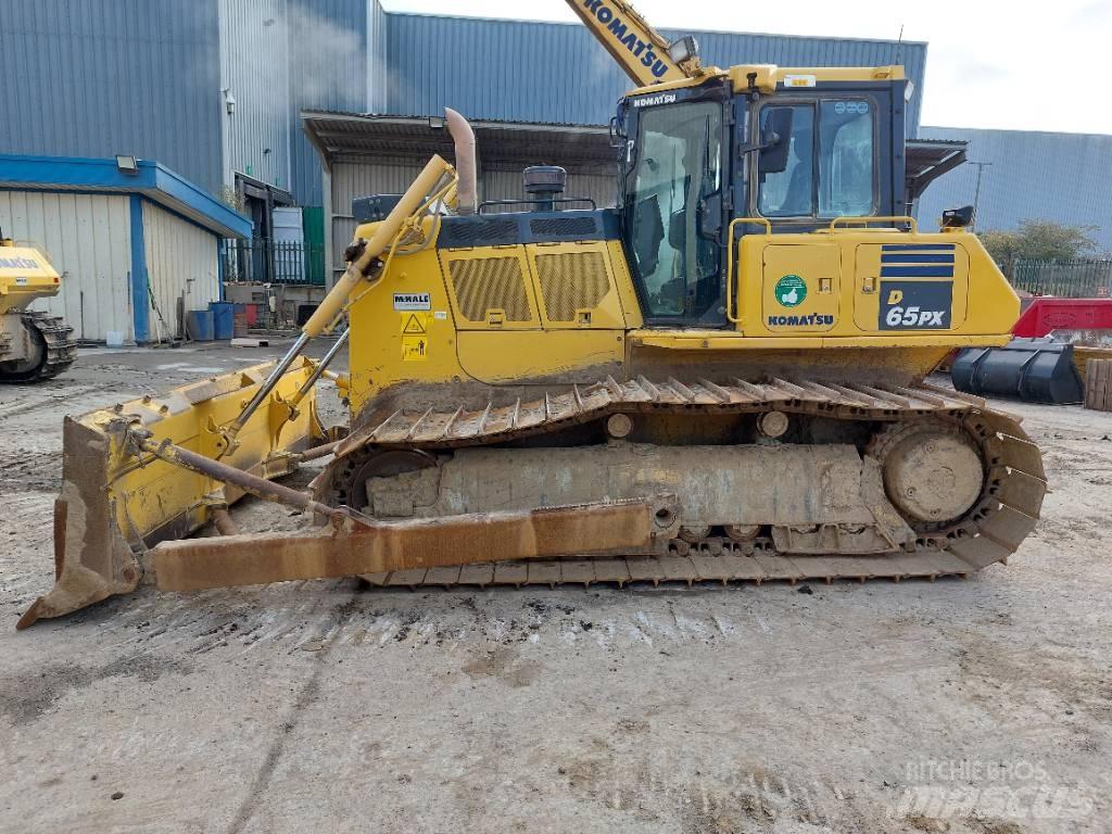 Komatsu D65PX-18 Pásové dozery
