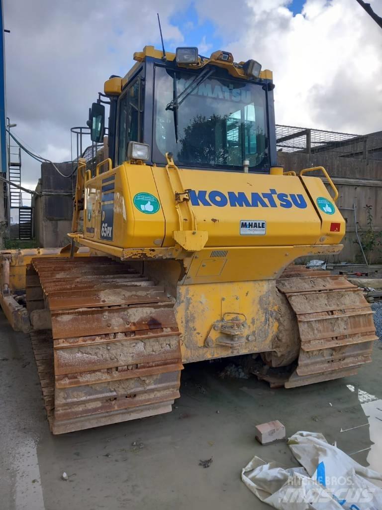 Komatsu D65PX-18 Pásové dozery