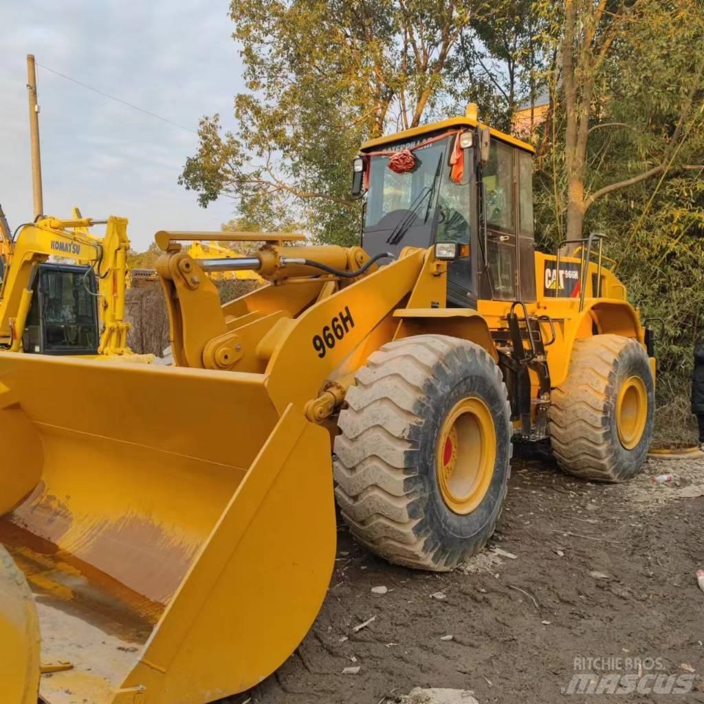CAT 966 H Kolové nakladače