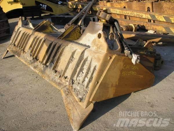 CAT D8N Pásové dozery