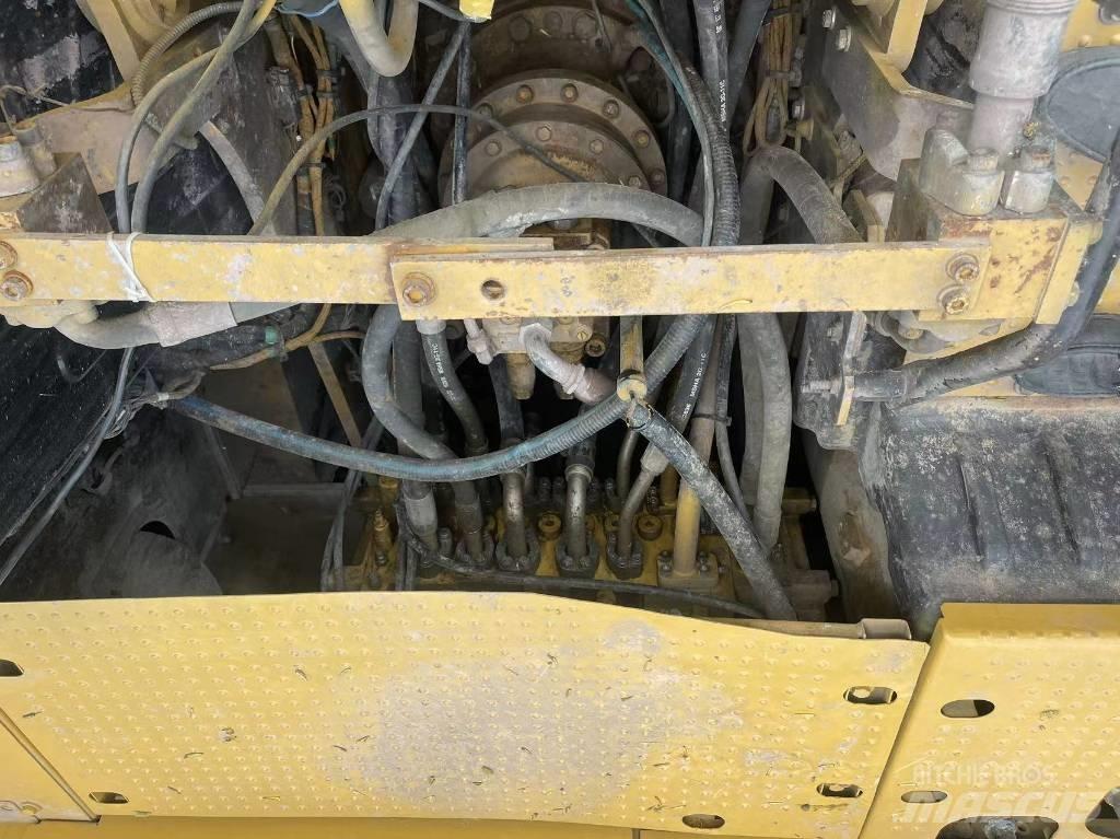 CAT 320GC Pásová rýpadla