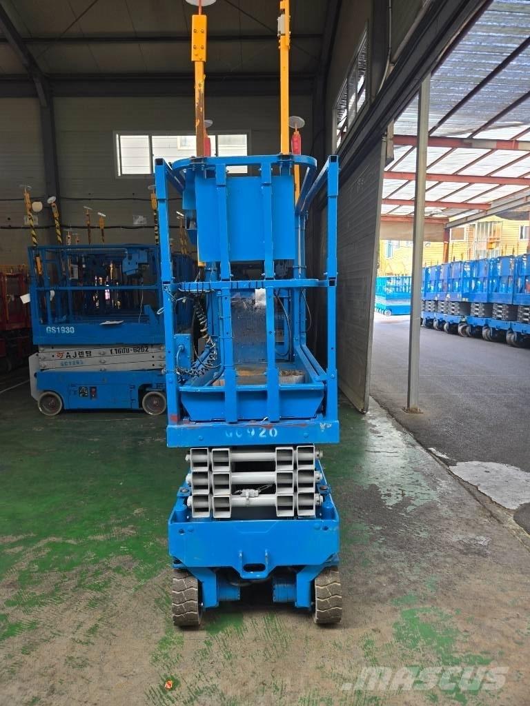 Genie GS 1930 Nůžková zvedací plošina