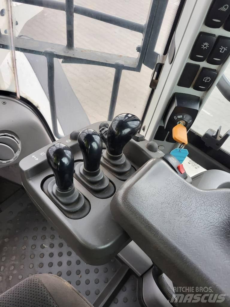 Volvo L 110 H Kolové nakladače