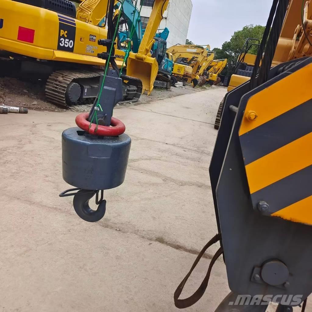 XCMG QY 50 K Univerzální terénní jeřáby