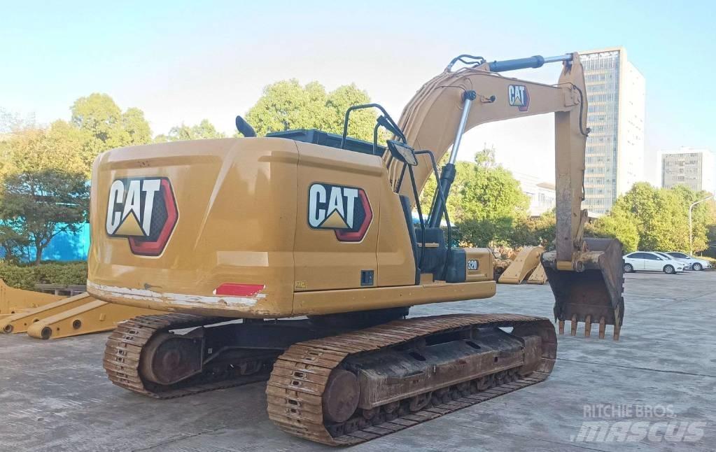 CAT 320 Pásová rýpadla