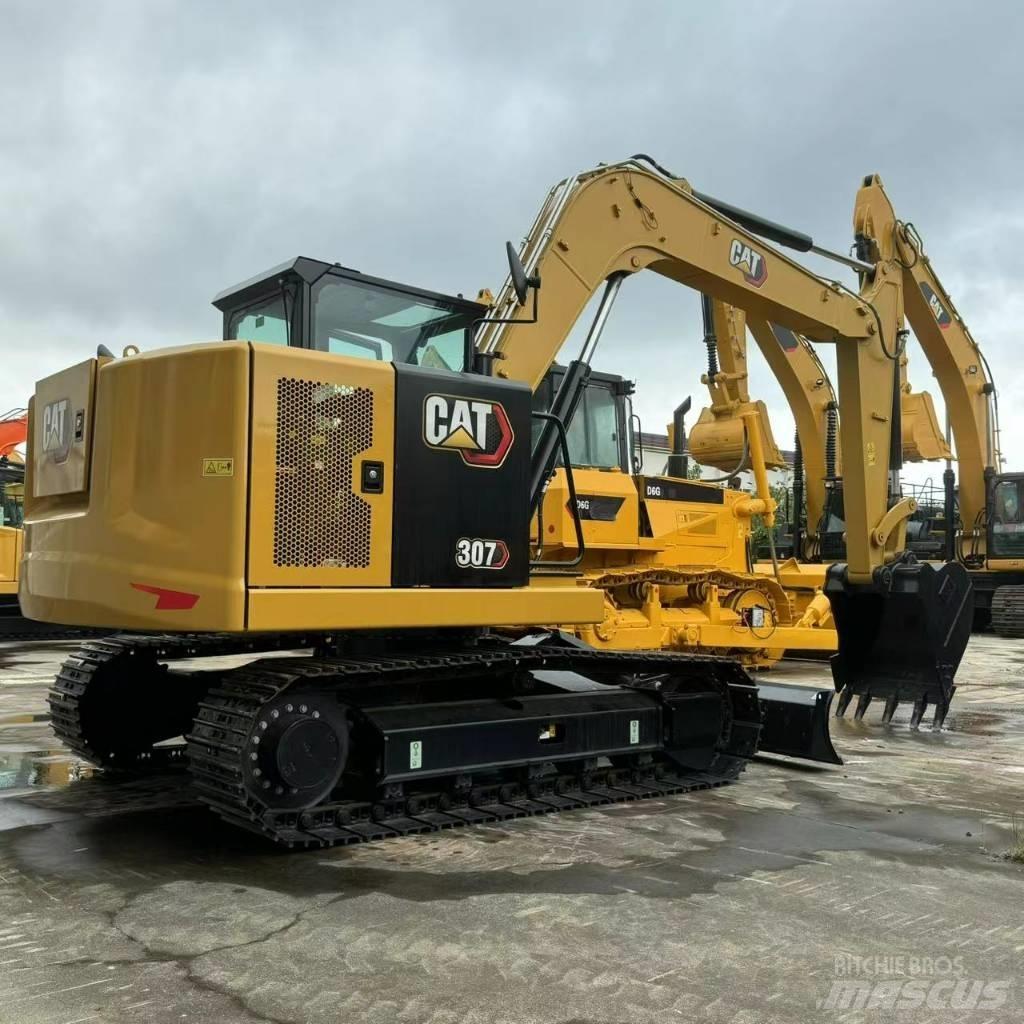 CAT 307 Mini rýpadla < 7t
