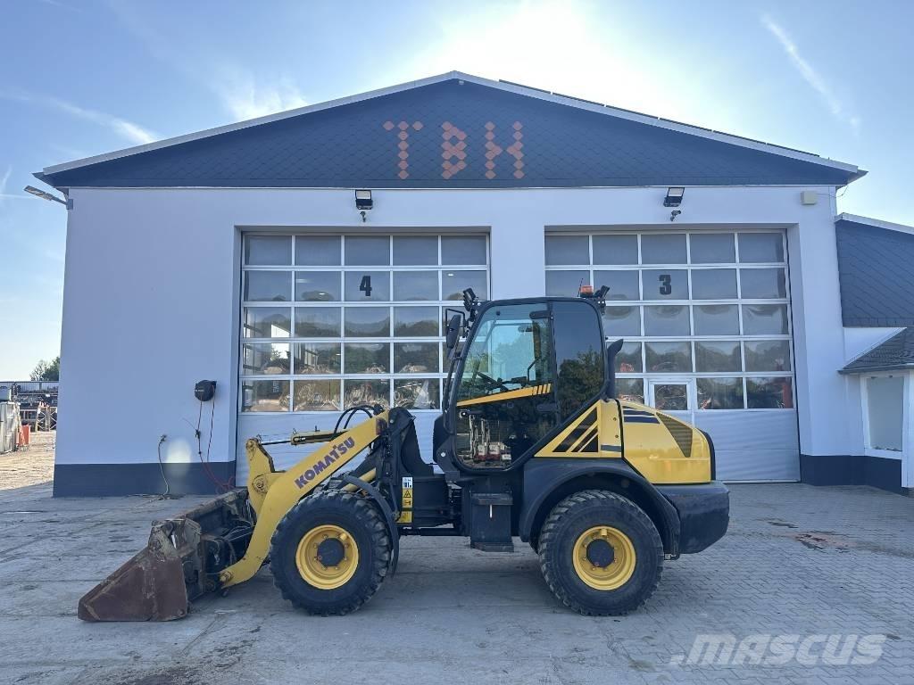 Komatsu WA 80-6 Kolové nakladače