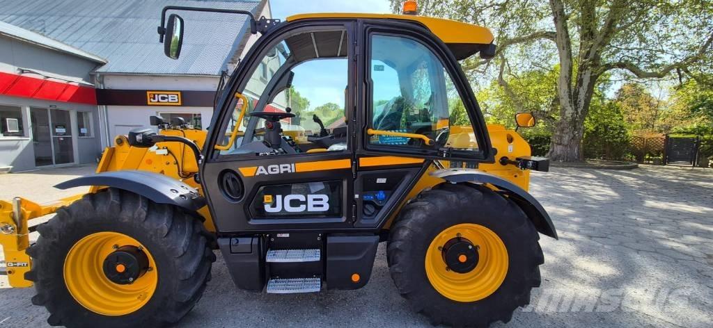 JCB 542-70 Agri Teleskopické manipulátory