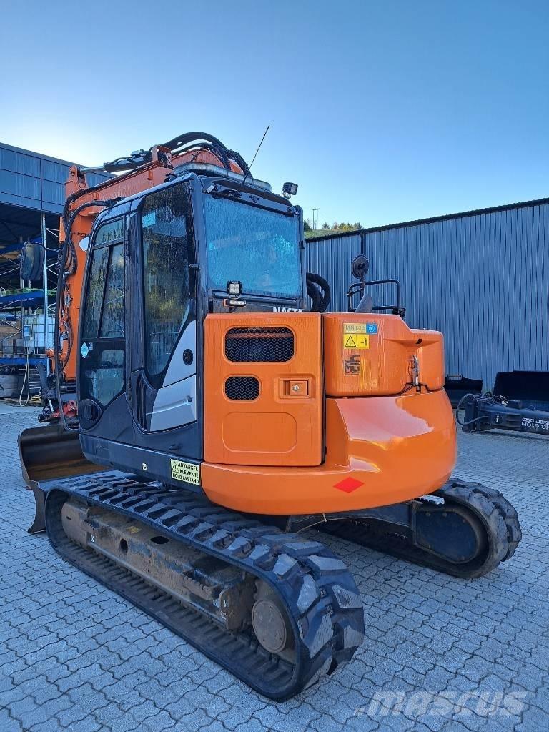 Hitachi ZX 85 US-6 Midi rýpadla 7t - 12t