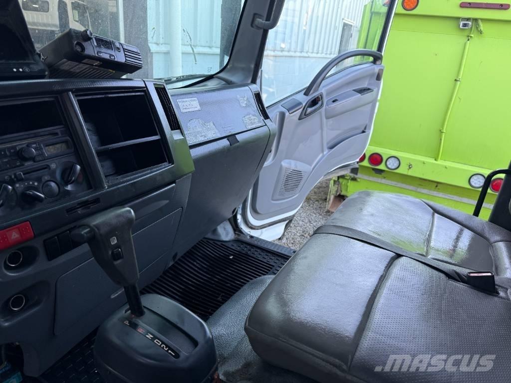 Isuzu NRR Popelářské vozy