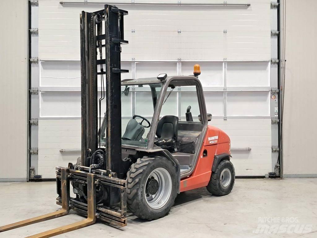 Manitou MSI30D Terénní vysokozdvižné vozíky