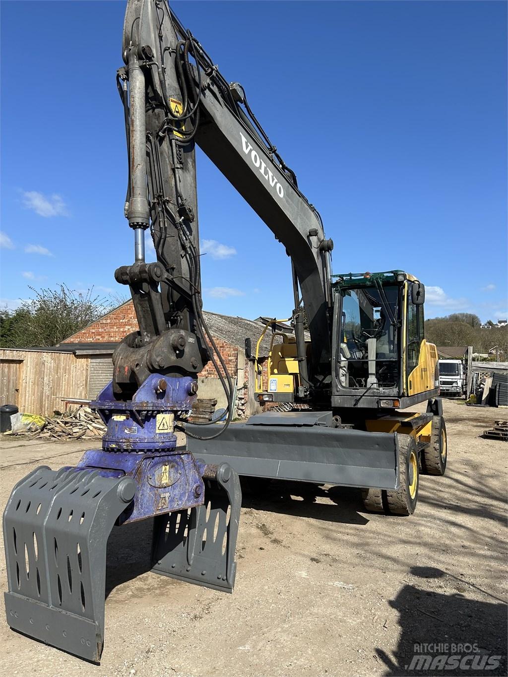  Excavator Volvo Kolová rýpadla