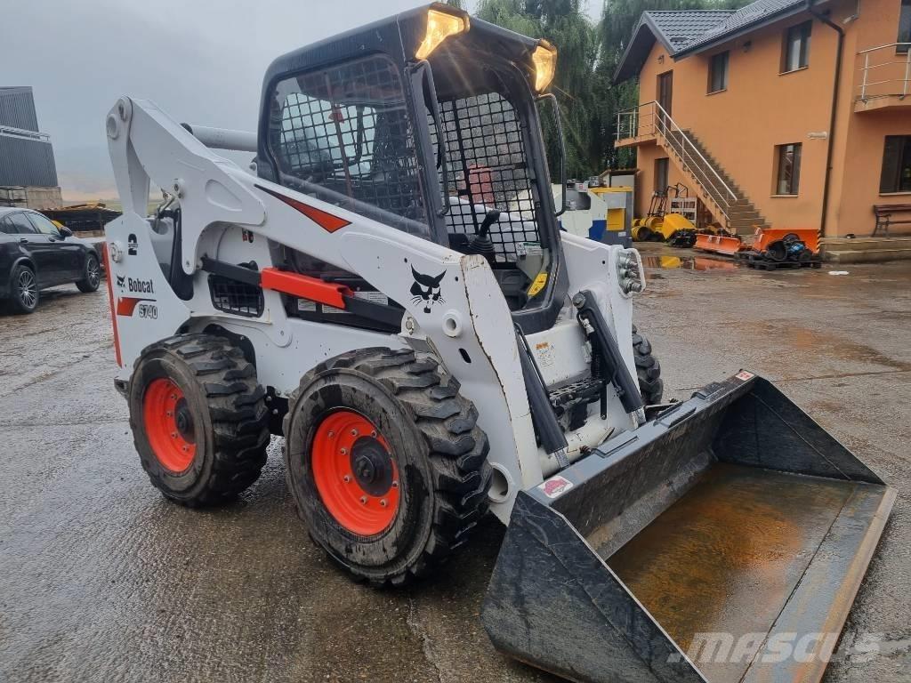 Bobcat S740 Smykem řízené nakladače