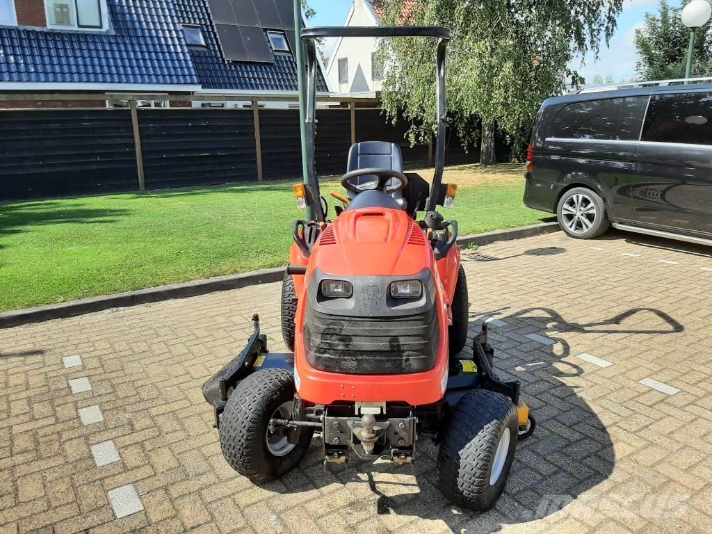 Cub Cadet 5264 Kompaktní traktory