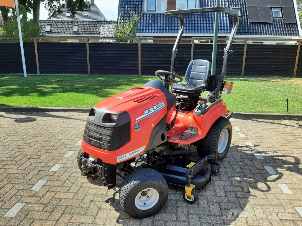 Cub Cadet 5264 Kompaktní traktory