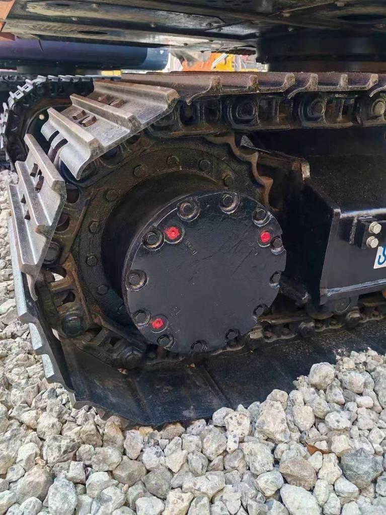 Hitachi ZX 120 Pásová rýpadla