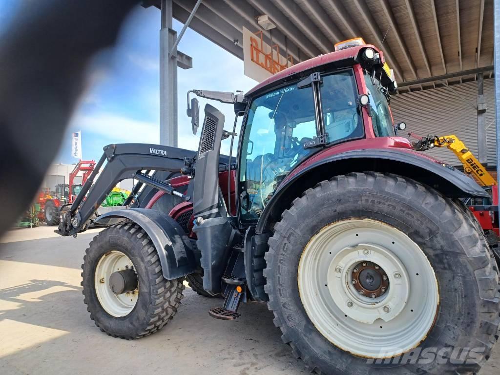 Valtra 234 Direct Traktory