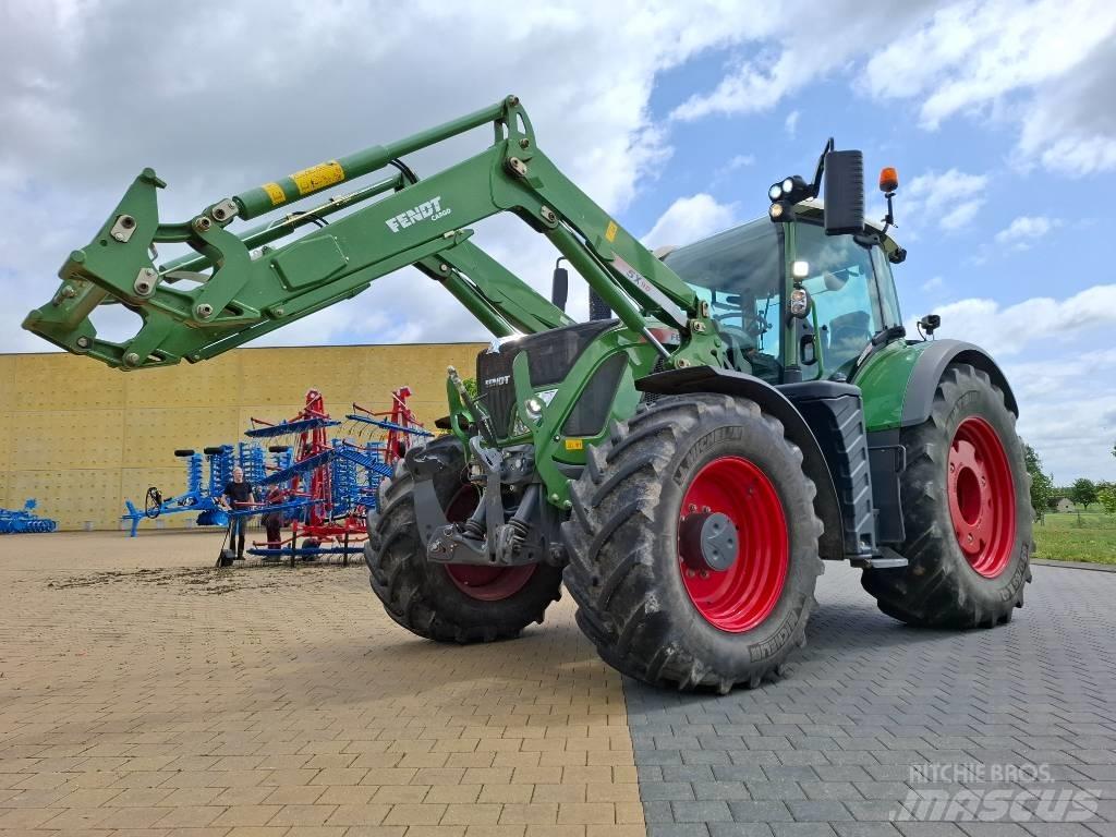 Fendt 724 Profi Plus Traktory