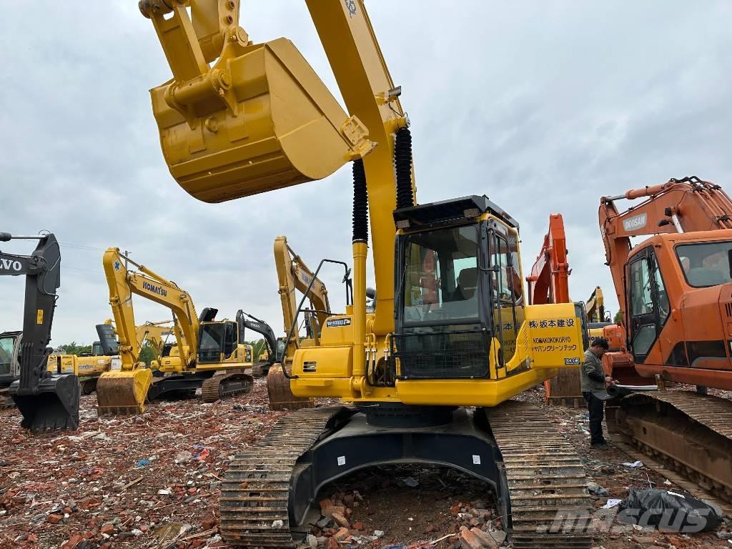 Komatsu PC 220-8M Pásová rýpadla