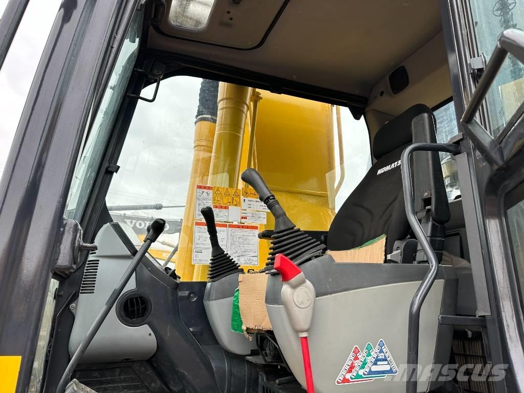 Komatsu PC 220-8M Pásová rýpadla