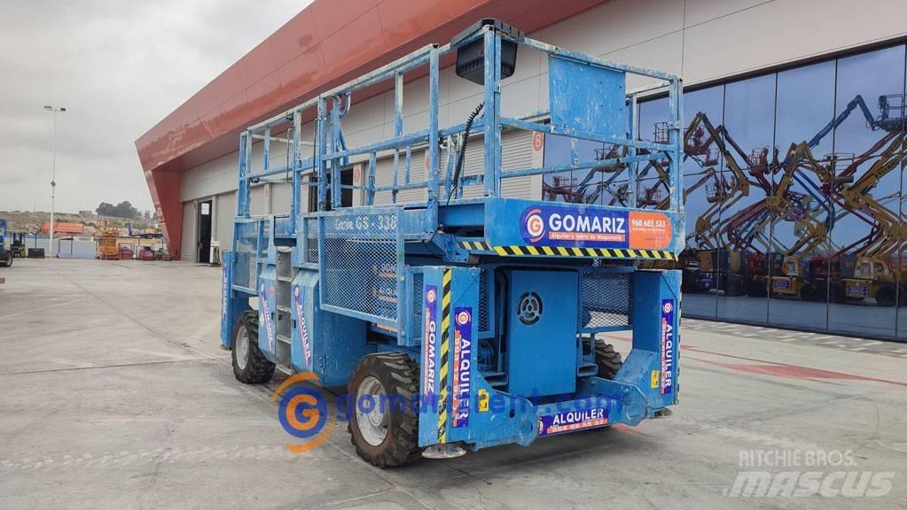 Genie GS 3384 RT Nůžková zvedací plošina