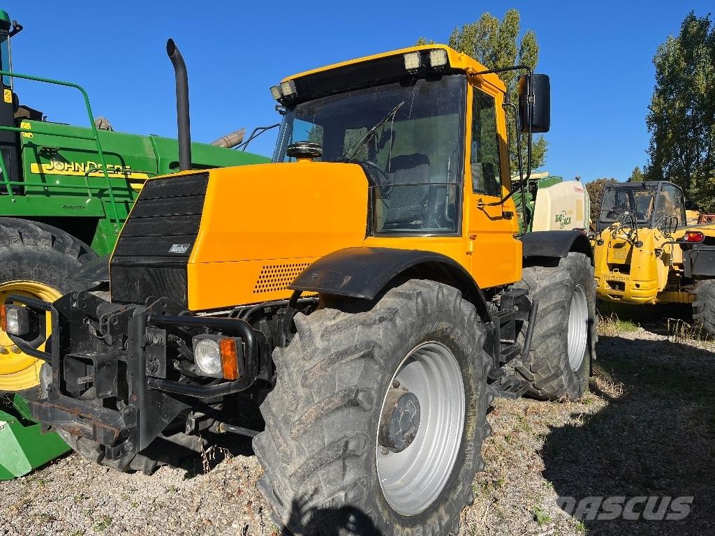 JCB Fastrac 155-65 Traktory