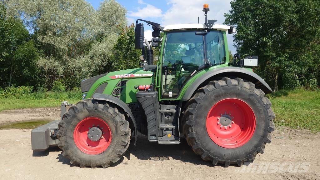 Fendt 724 Profi Plus Traktory