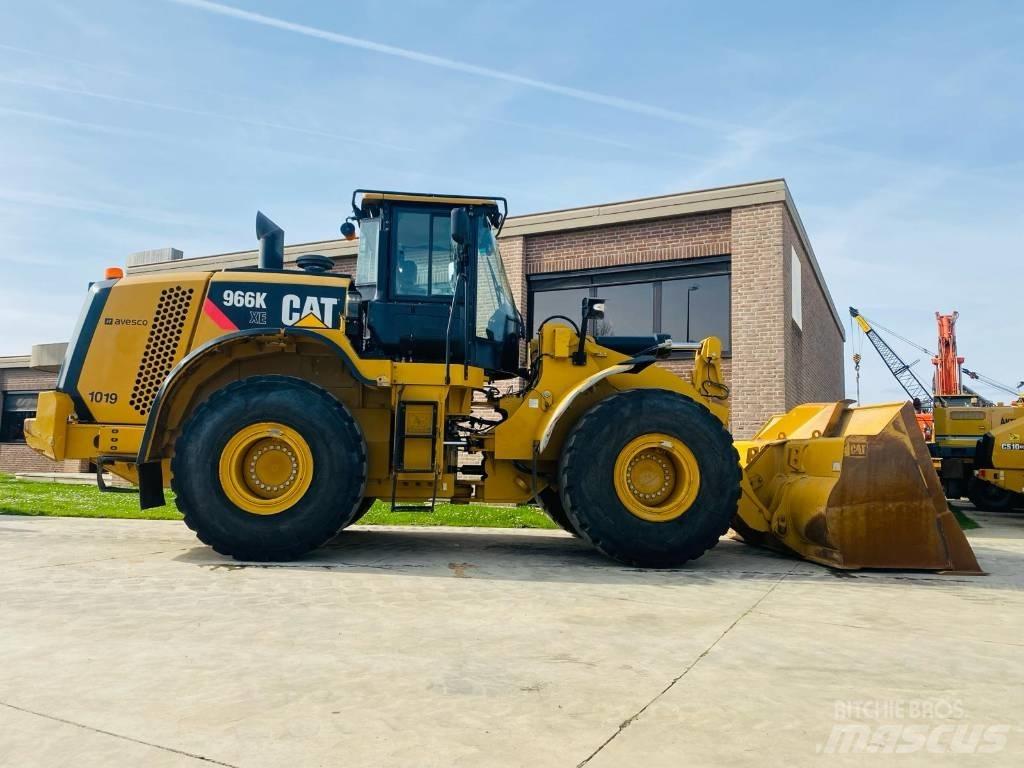 CAT 966k xe Kolové nakladače