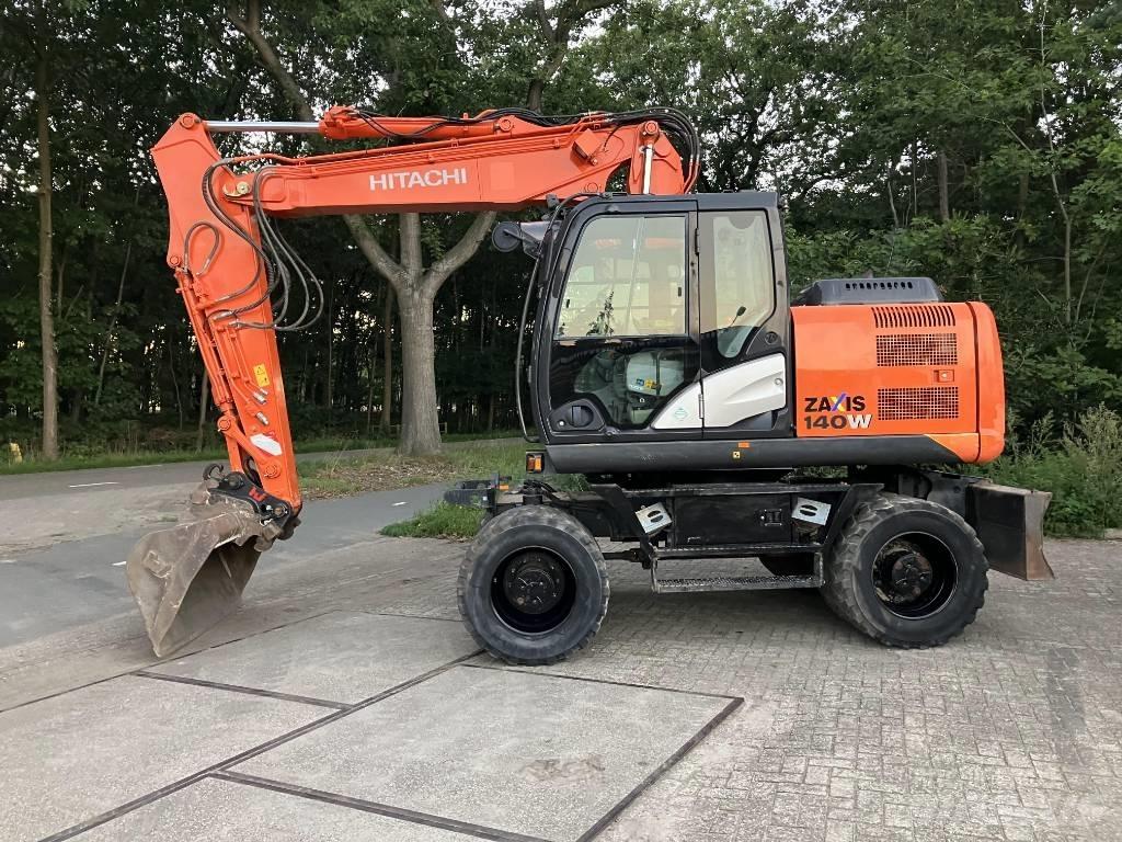 Hitachi ZX140-5B Kolová rýpadla