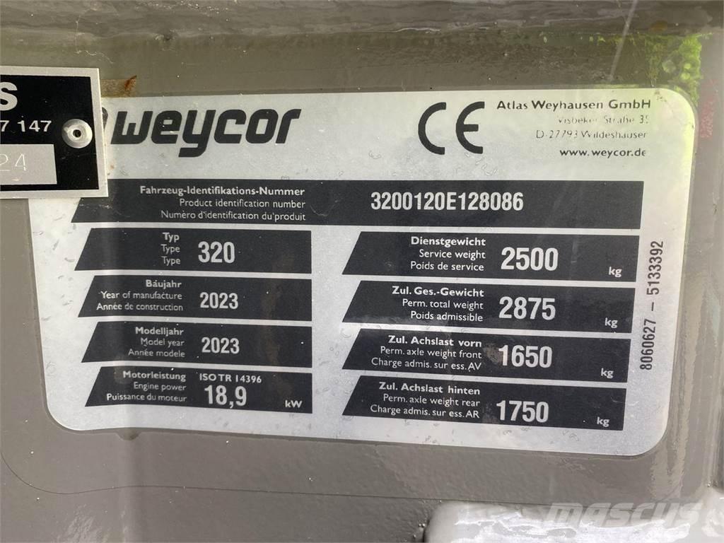 Weycor AR320 Cab Víceúčelové nakladače