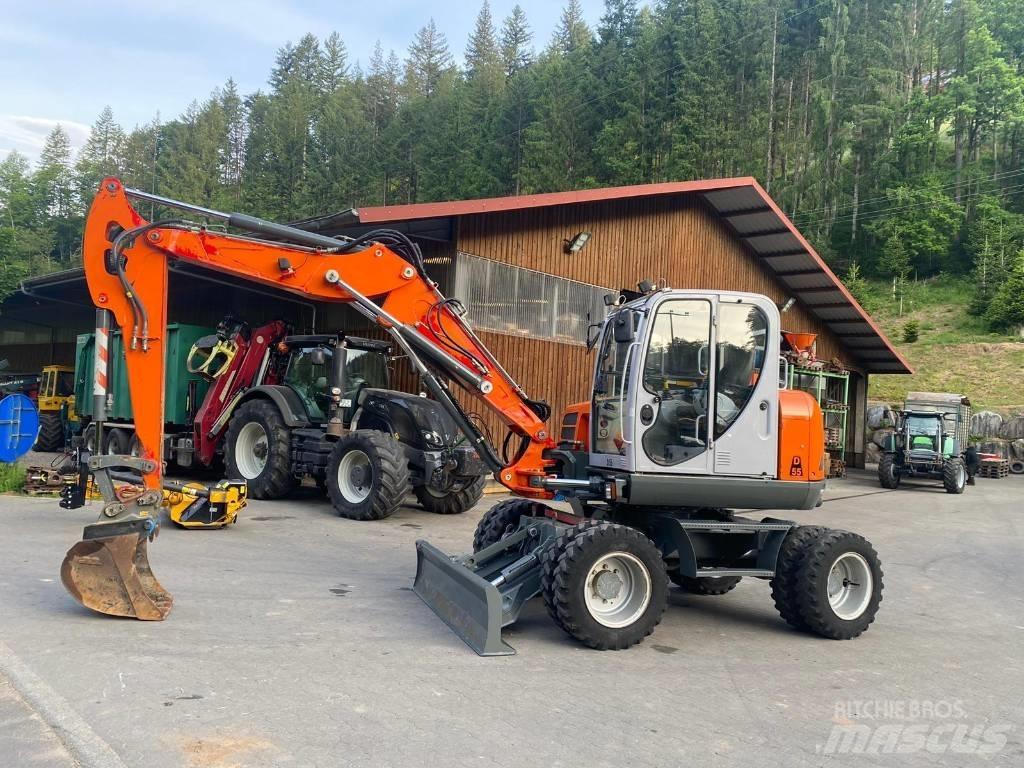Wacker Neuson 9503 Kolová rýpadla