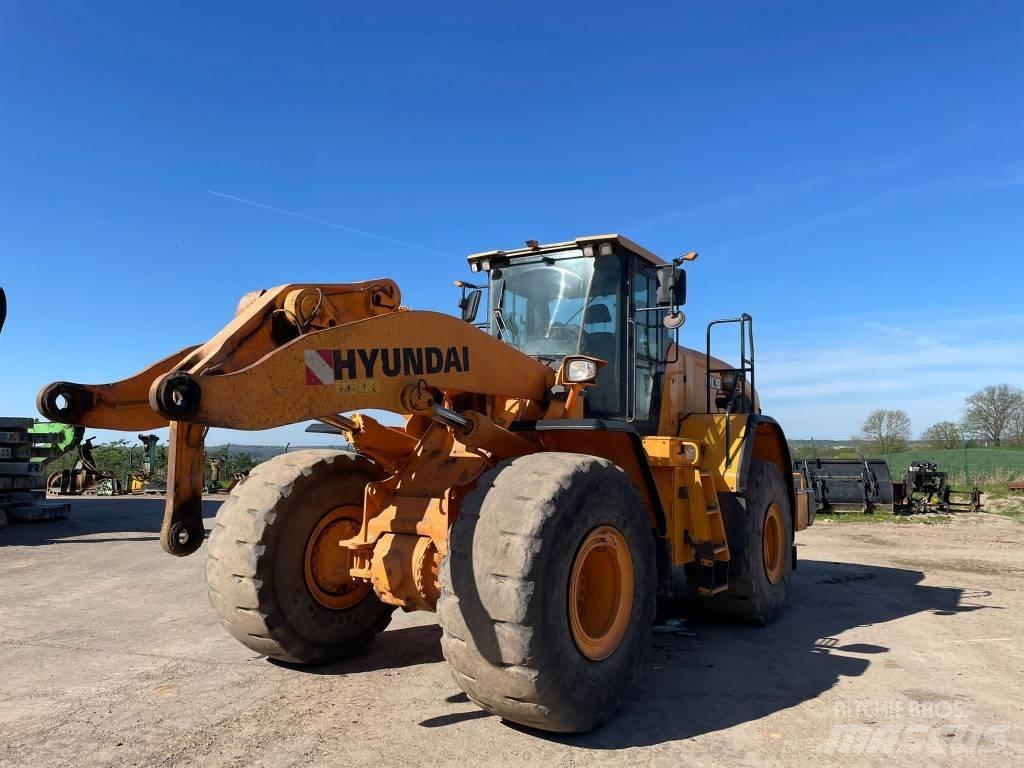 Hyundai HL 975 Kolové nakladače