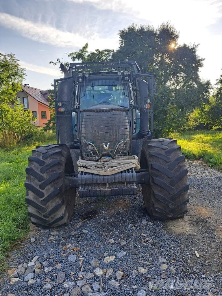 Valtra T 234 Direct Lesní traktory