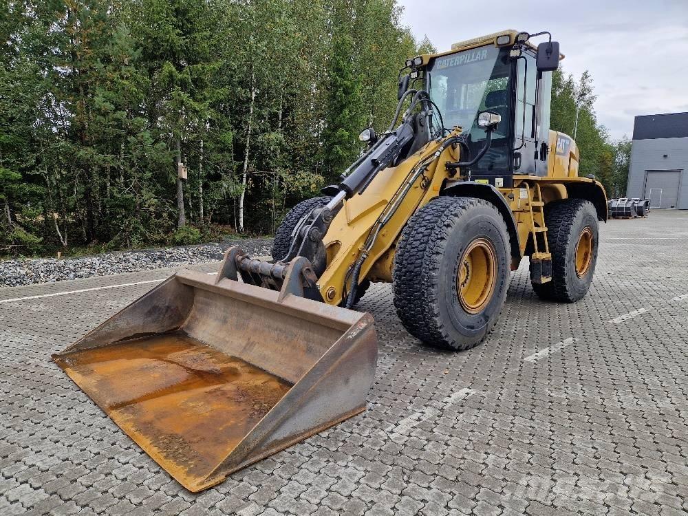 CAT 930 H Kolové nakladače