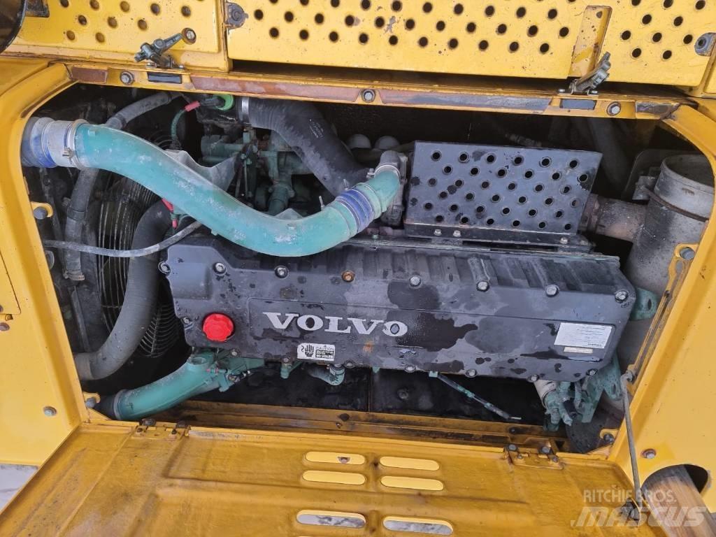 Volvo EC 460 B LC Pásová rýpadla