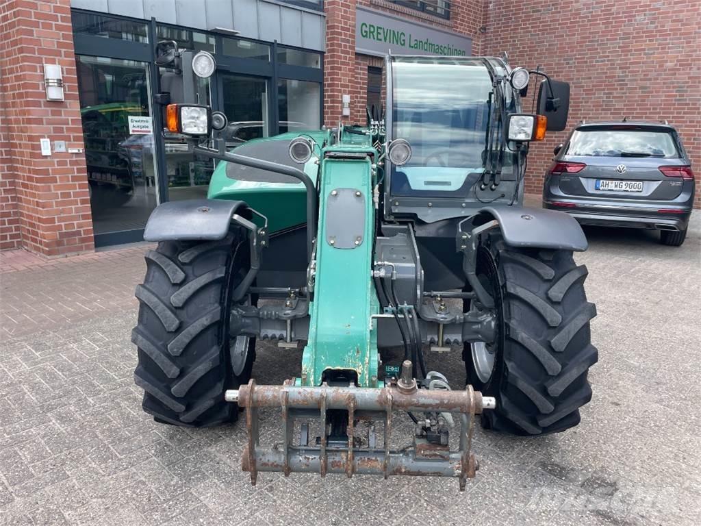 Kramer KT256 Teleskopické manipulátory