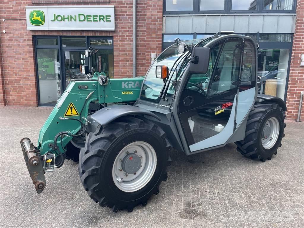 Kramer KT256 Teleskopické manipulátory