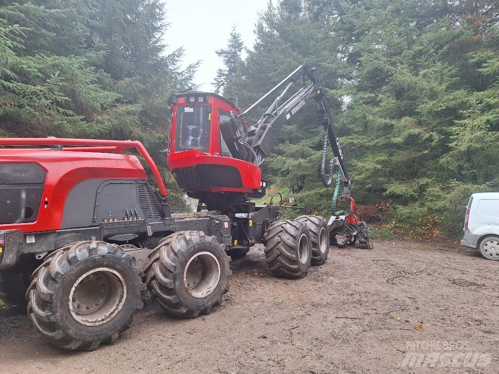 Komatsu 901 XC Harvestory
