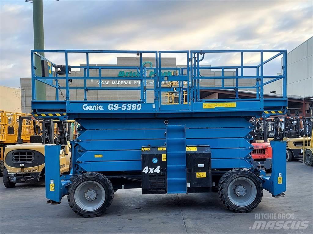 Genie GS5390RT Nůžková zvedací plošina