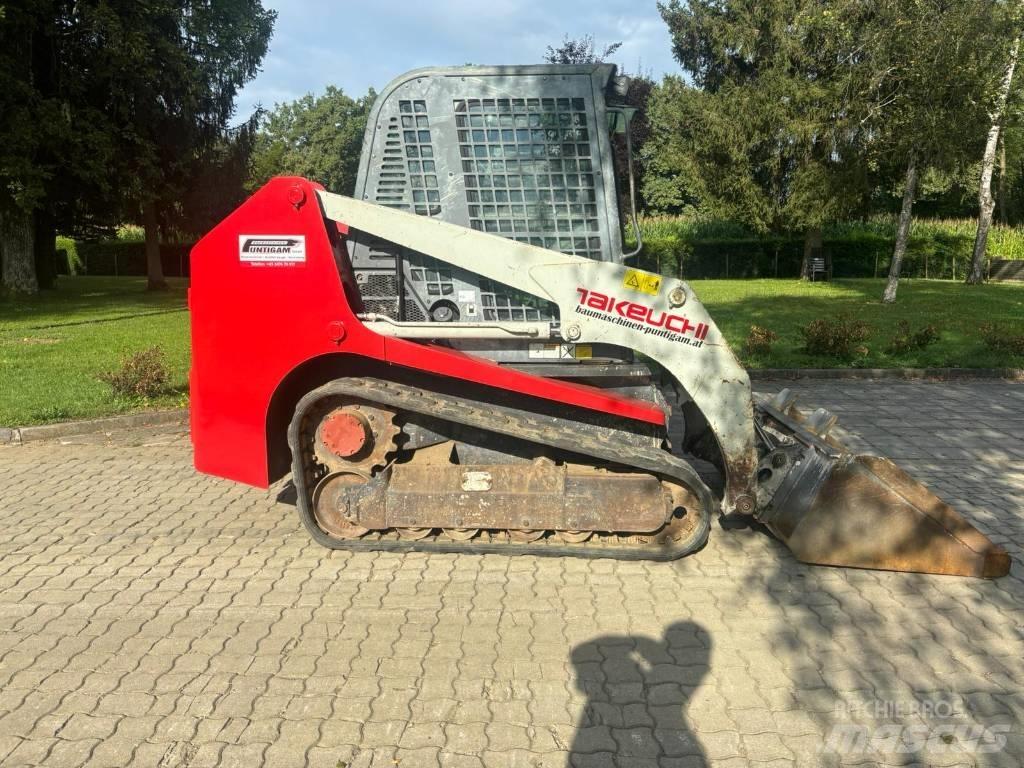 Takeuchi TL 230 Smykem řízené nakladače
