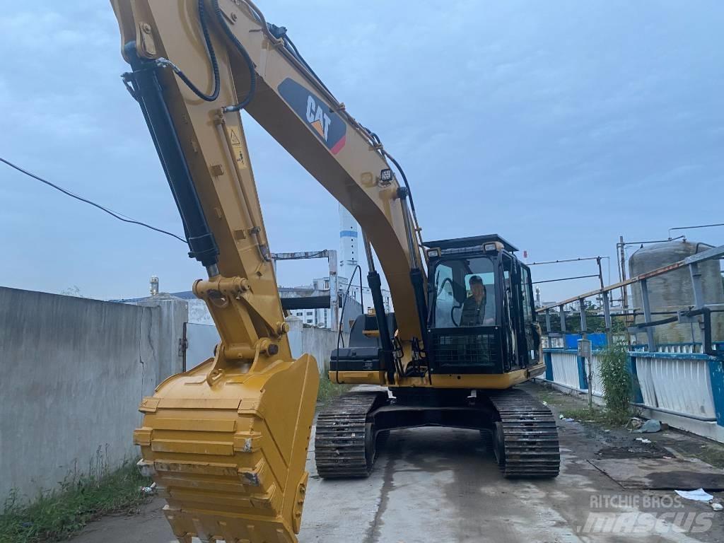 CAT 320 D Pásová rýpadla