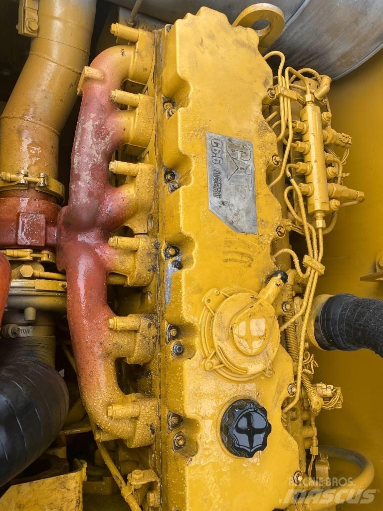 CAT 320 D Pásová rýpadla