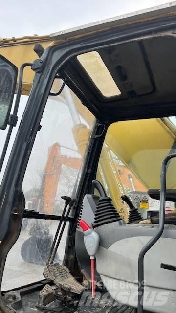 Komatsu PC 210-7 Pásová rýpadla