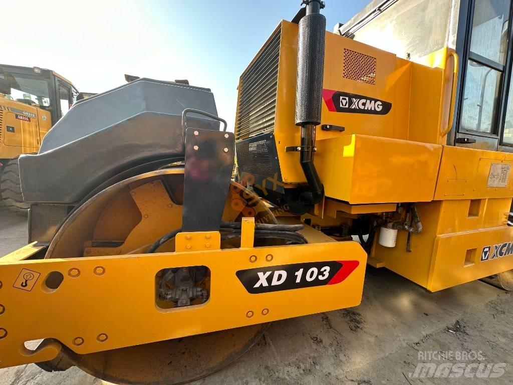 XCMG XD 103 Tandemové válce