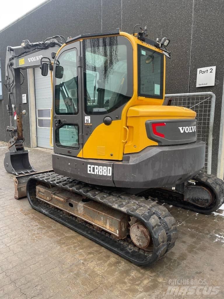 Volvo ECR88D Midi rýpadla 7t - 12t