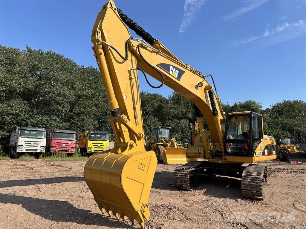 CAT 325 CL Pásová rýpadla
