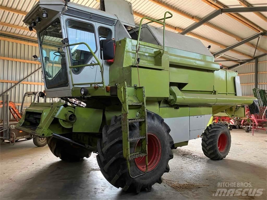 CLAAS Dominator 96 Sklízecí mlátičky